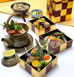 三段弁当の写真