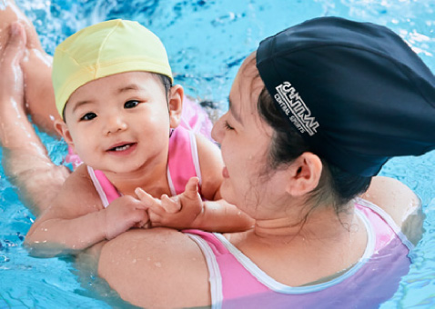 ベビースイミング（6ヶ月～3歳未満）